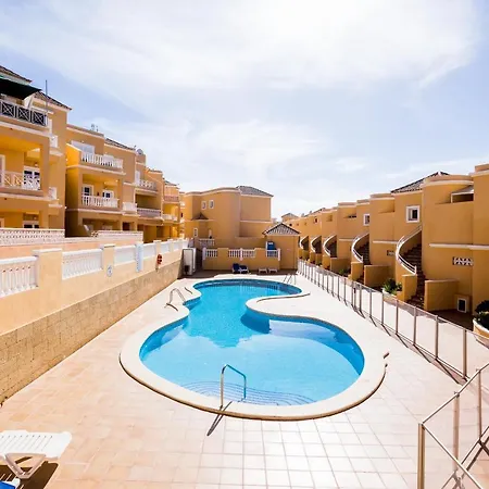 Apartment Lovely El Duque *