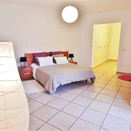Lovely El Duque Apartment *